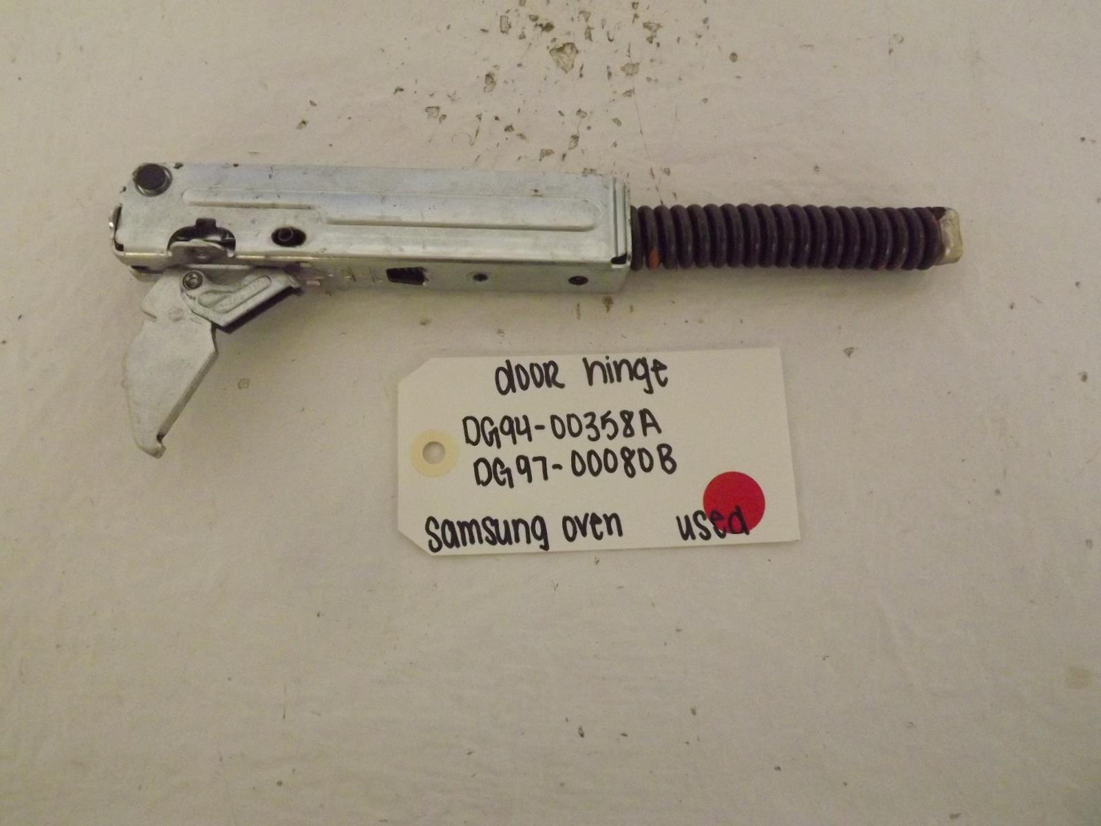 Samsung Oven DG94-00358A DG97-00080B Door Hinge Used Samsung Oven DG94-00358A DG97-00080B Door Hinge Used